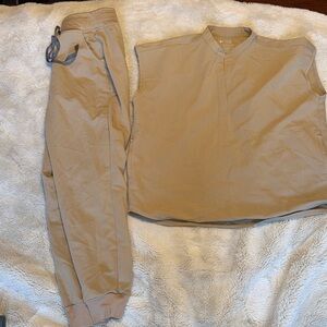 Womans Figs Rafaela Top and Zamora Pants